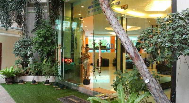 Yes O'Tel Pattaya By Benya Hotel Exterior photo