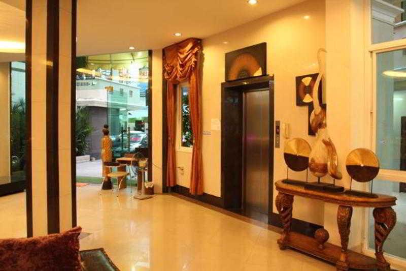 Yes O'Tel Pattaya By Benya Hotel Exterior photo